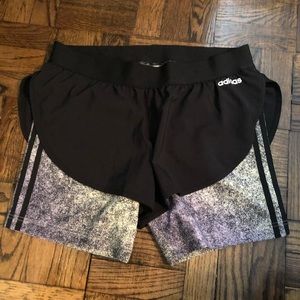 Adidas (L) shorts